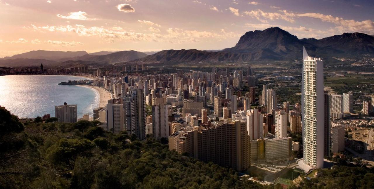Skyline 9 Apartamento De 2 Dormitorios Soleado Con Terraza Privada Бенідорм Екстер'єр фото